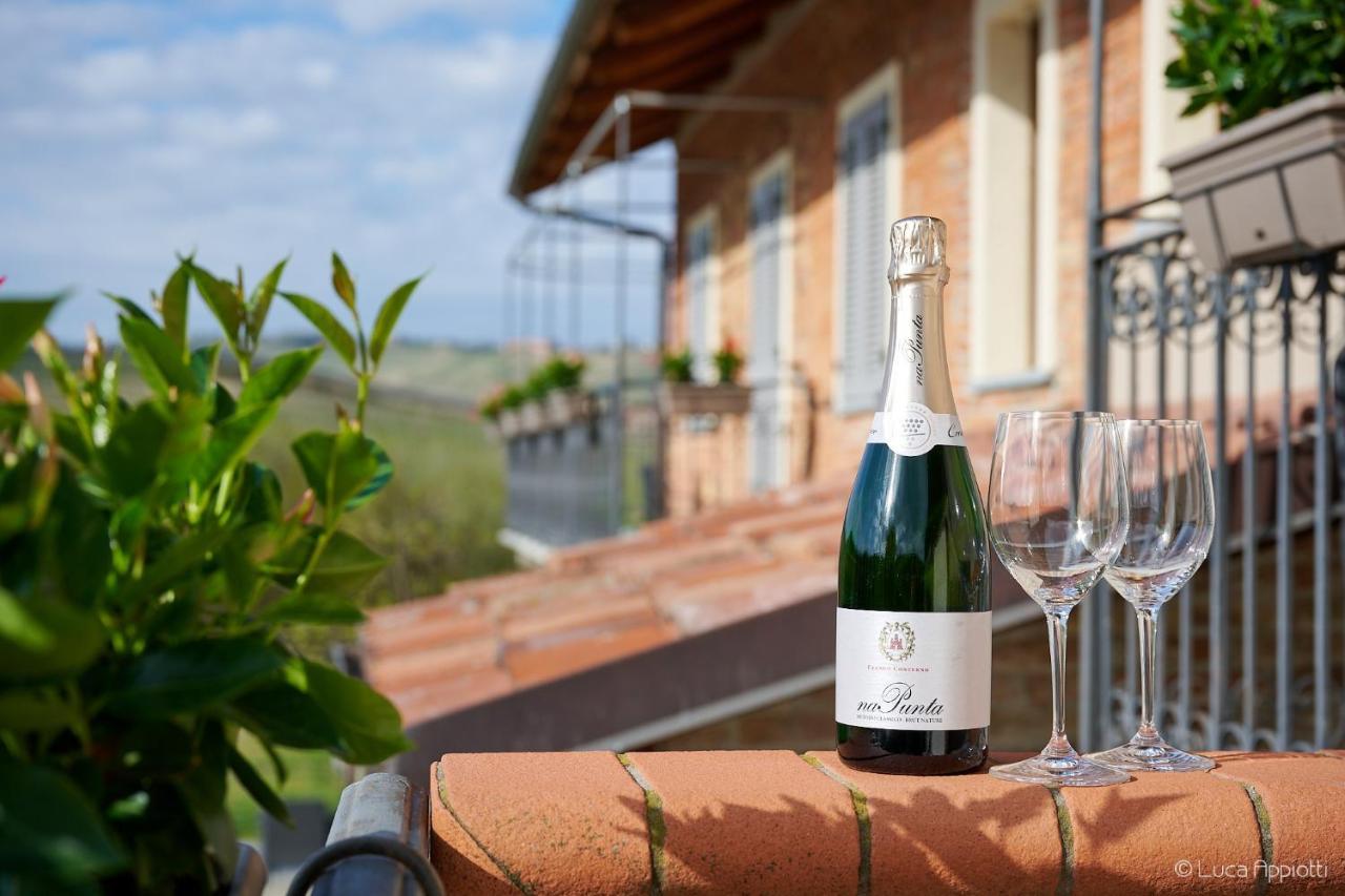 Agriturismo Cascina Sciulun Monforte dʼAlba Dış mekan fotoğraf