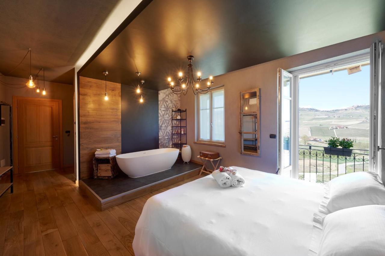 Agriturismo Cascina Sciulun Monforte dʼAlba Dış mekan fotoğraf